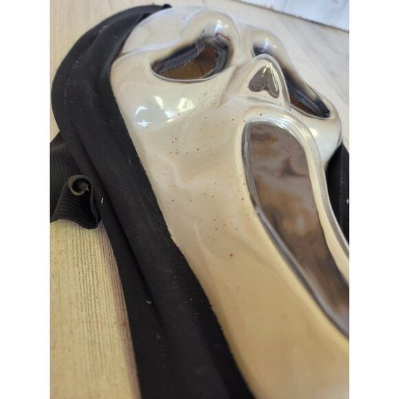 E.U. Scream blood splatter - Picture 4 of 11